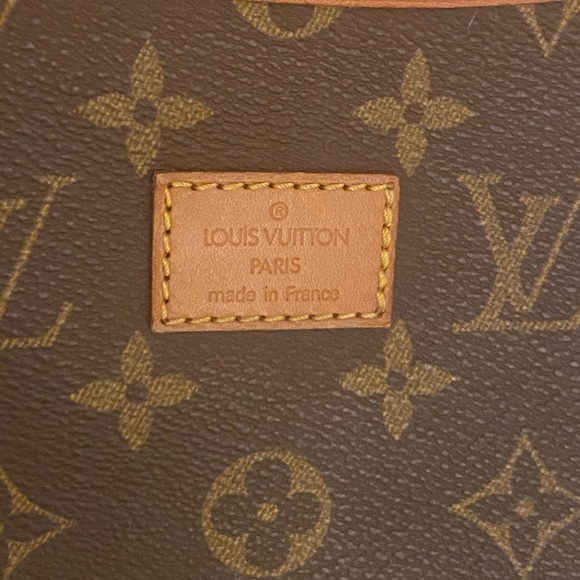 🚫SOLD🚫Authentic Louis Vuitton Saumur 35 - Picture 11 of 15